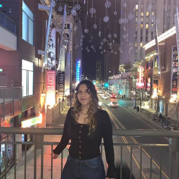 Meet your Posher, Gladys - Picture 1 of 1